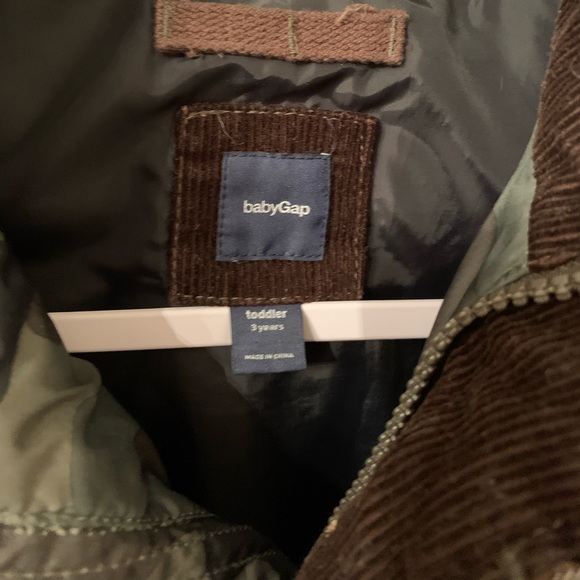Gap Camouflage Boys Puffer Vest Camo - Picture 4 of 4